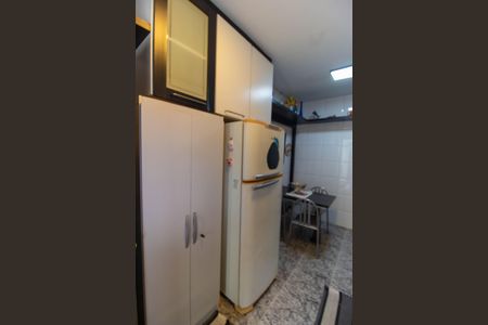 Casa à venda com 98m², 3 quartos e 2 vagasCozinha e Área de Serviço