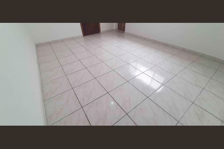Casa para alugar com 95m², 2 quartos e 1 vaga
