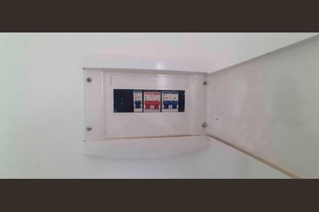 Casa para alugar com 95m², 2 quartos e 1 vaga Casa para alugar com 95m², 2 quartos e 1 vagaQuadro de Luz
