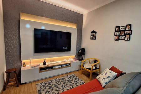 Apartamento à venda com 56m², 2 quartos e 1 vaga Apartamento à venda com 56m², 2 quartos e 1 vagaSala