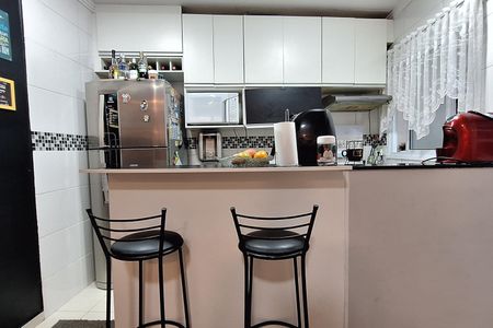 Apartamento à venda com 56m², 2 quartos e 1 vaga Apartamento à venda com 56m², 2 quartos e 1 vagaCozinha