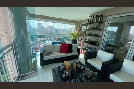 Apartamento à venda com 206m², 3 quartos e 3 vagas