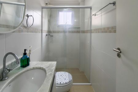 Apartamento para alugar com 80m², 2 quartos e 2 vagasBanheiro