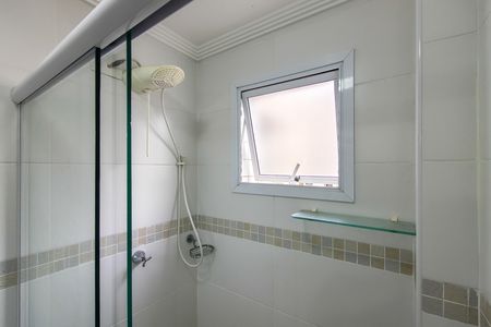 Apartamento para alugar com 80m², 2 quartos e 2 vagasBanheiro