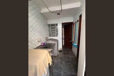 Casa à venda com 3 quartos, 177m² em Jardim Peri Peri, São Paulo