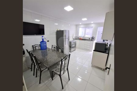 Casa à venda com 2 quartos, 117m² em Cidade Dutra, São Paulo