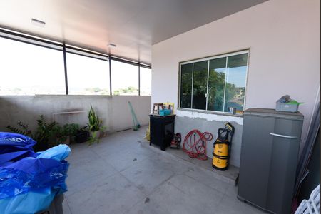 Casa à venda com 600m², 3 quartos e 4 vagas Casa à venda com 600m², 3 quartos e 4 vagasÁrea externa