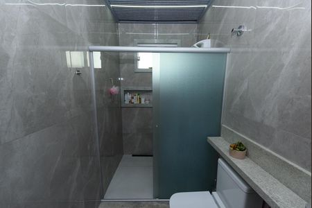 Casa à venda com 600m², 3 quartos e 4 vagas Casa à venda com 600m², 3 quartos e 4 vagasBanheiro 1