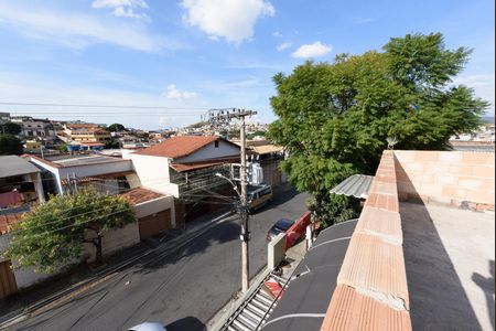 Casa à venda com 600m², 3 quartos e 4 vagas Casa à venda com 600m², 3 quartos e 4 vagasVista da Rua