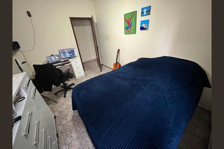 Casa à venda com 250m², 3 quartos e 3 vagas Casa à venda com 250m², 3 quartos e 3 vagasQuarto 1