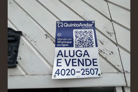 Casa à venda com 250m², 3 quartos e 3 vagas Casa à venda com 250m², 3 quartos e 3 vagasPlaca AHZP-18