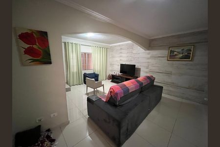 Sala de casa à venda com 3 quartos, 250m² em Jardim Maria Virginia, São Paulo