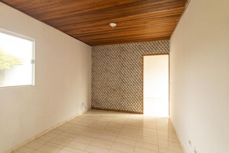 Casa à venda com 720m², 3 quartos e 5 vagas Casa à venda com 720m², 3 quartos e 5 vagasSala