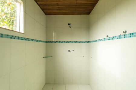 Casa à venda com 720m², 3 quartos e 5 vagas Casa à venda com 720m², 3 quartos e 5 vagasBanheiro da Suíte