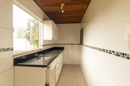 Casa à venda com 720m², 3 quartos e 5 vagas Casa à venda com 720m², 3 quartos e 5 vagasCozinha