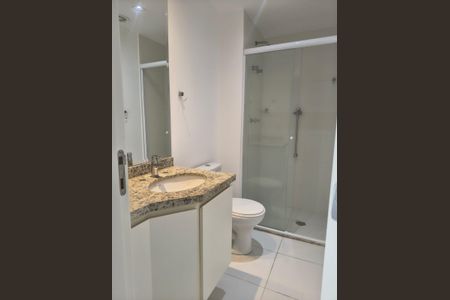Apartamento à venda com 67m², 2 quartos e 1 vaga Apartamento à venda com 67m², 2 quartos e 1 vagaBanheiro