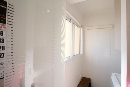 Apartamento à venda com 81m², 3 quartos e 2 vagasBanheiro de serviço