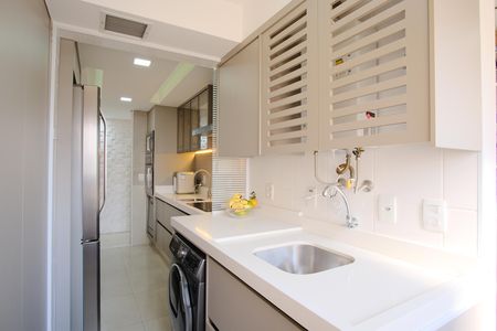 Apartamento à venda com 81m², 3 quartos e 2 vagasÁrea de Serviço
