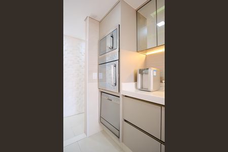 Apartamento à venda com 81m², 3 quartos e 2 vagasCozinha
