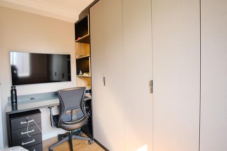 Apartamento à venda com 81m², 3 quartos e 2 vagasQuarto 2