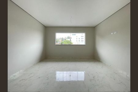 Casa à venda com 2 quartos, 113m² em Vila Zulmira, São Paulo