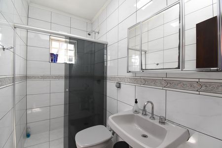 Casa à venda com 202m², 3 quartos e 3 vagasBanheiro 2