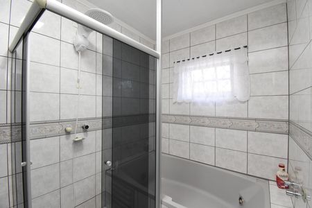 Casa à venda com 202m², 3 quartos e 3 vagasBanheiro da Suíte