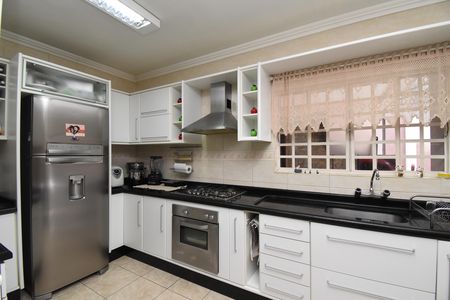 Casa à venda com 202m², 3 quartos e 3 vagasCozinha