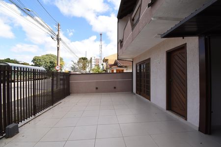 Casa à venda com 202m², 3 quartos e 3 vagasVaranda/Garagem