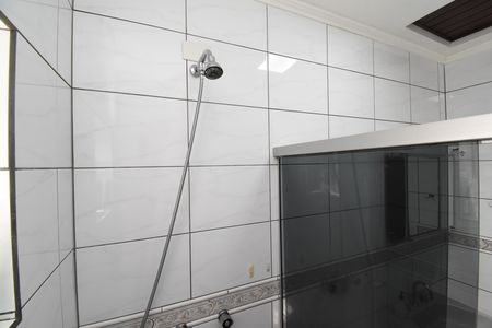 Casa à venda com 202m², 3 quartos e 3 vagasBanheiro 2