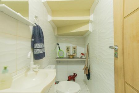 Casa à venda com 250m², 3 quartos e 3 vagasLavabo