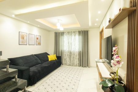 Casa à venda com 250m², 3 quartos e 3 vagasSala