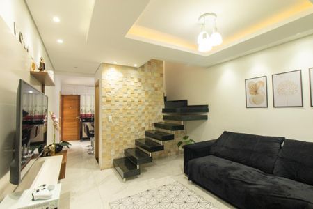 Casa à venda com 250m², 3 quartos e 3 vagasSala