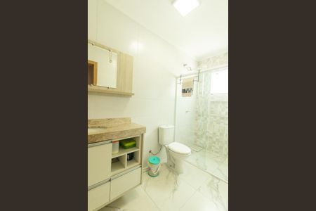 Casa à venda com 250m², 3 quartos e 3 vagasBanheiro Social