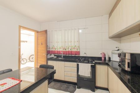 Casa à venda com 250m², 3 quartos e 3 vagasCozinha