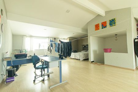 Casa à venda com 250m², 3 quartos e 3 vagasAtico