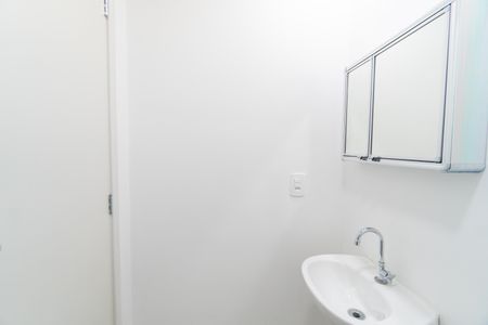 Apartamento para alugar com 37m², 2 quartos e sem vaga Apartamento para alugar com 37m², 2 quartos e sem vagaBanheiro