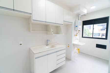 Apartamento para alugar com 37m², 2 quartos e sem vaga Apartamento para alugar com 37m², 2 quartos e sem vagaCozinha e Área de Serviço