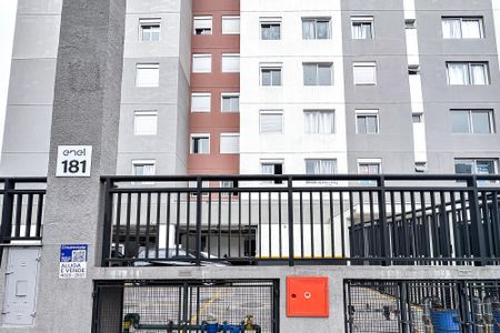 Studio à venda com 27m², 1 quarto e sem vaga Studio à venda com 27m², 1 quarto e sem vagaFachada