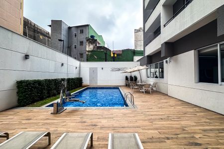 Studio à venda com 27m², 1 quarto e sem vaga Studio à venda com 27m², 1 quarto e sem vagaPiscina