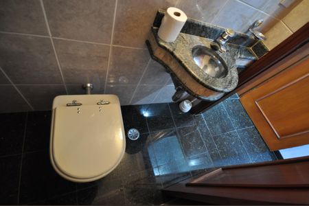 Casa à venda com 220m², 3 quartos e 3 vagasLavabo