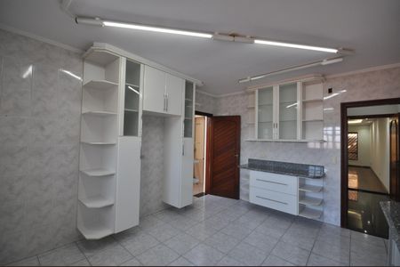 Casa à venda com 220m², 3 quartos e 3 vagasCozinha