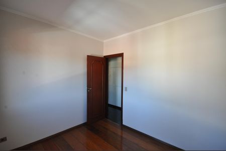 Casa à venda com 220m², 3 quartos e 3 vagasQuarto 3