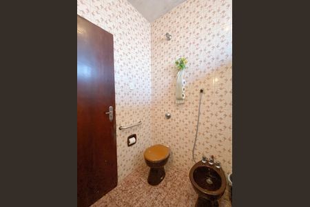 Casa para alugar com 210m², 2 quartos e 2 vagas