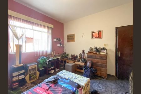 Casa para alugar com 210m², 2 quartos e 2 vagas