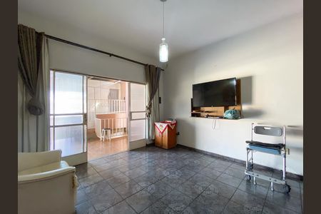 Casa à venda com 2 quartos, 210m² em Milionários, Belo Horizonte
