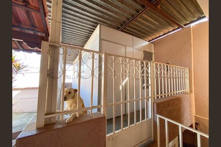 Casa para alugar com 210m², 2 quartos e 2 vagas