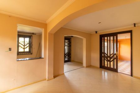 Casa à venda com 270m², 3 quartos e 3 vagasSala