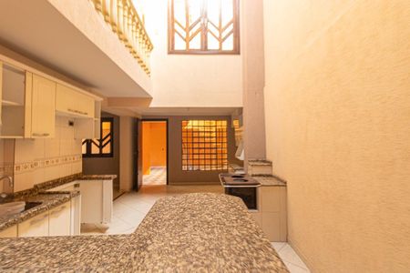 Casa à venda com 270m², 3 quartos e 3 vagasCozinha