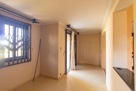 Casa à venda com 270m², 3 quartos e 3 vagasSala